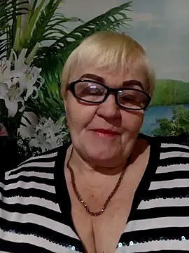 VioletSweet5566 online show from December 16, 2025, 8:41 am