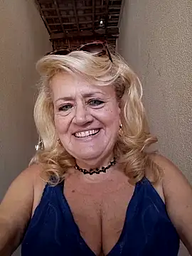 Belladama61 online show from September 9, 2025, 1:10 pm