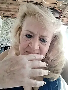 Belladama61 online show from October 13, 2025, 12:05 pm