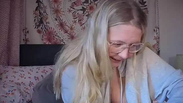 Snapshot of Daisyxoxo_ chatting on November 30, 2025, 9:46 am Daisyxoxo online show from November 30, 2025, 9:46 am