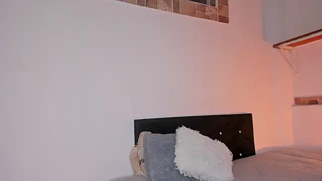 Snapshot of max_valiant1 chatting on September 13, 2025, 11:37 pm max valiant1 online show from September 13, 2025, 11:37 pm