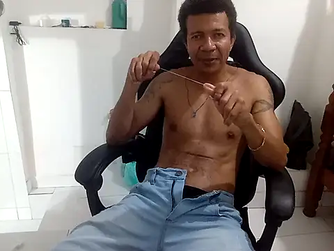 moreno25centimetro online show from October 12, 2025, 7:57 pm