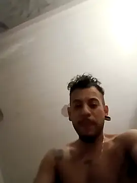 Snapshot of sou_elmaia chatting on October 19, 2025, 7:20 am sou elmaia online show from October 19, 2025, 7:20 am