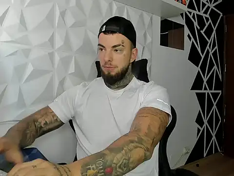 Chrisjordan66 online show from October 25, 2025, 8:00 am