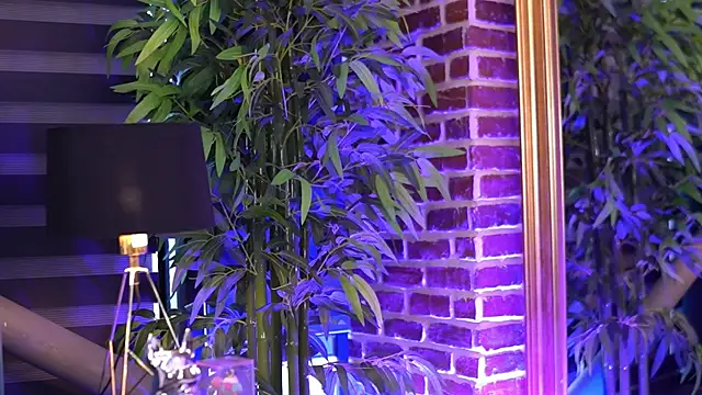 Snapshot of MillaSerene chatting on November 2, 2025, 6:05 am MillaSerene online show from November 2, 2025, 6:05 am