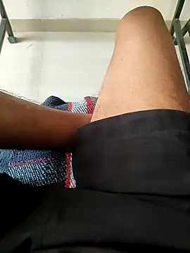 sexy boy 47 online show from November 16, 2025, 3:45 am