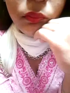 Snapshot of Babe_Doll04 chatting on November 19, 2025, 11:54 am Babe Doll04 online show from November 19, 2025, 11:54 am