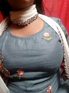 Snapshot of Babe_Doll04 chatting on December 1, 2025, 9:25 am Babe Doll04 online show from December 1, 2025, 9:25 am