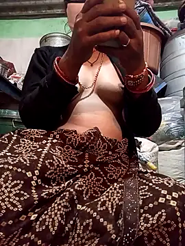 MISS LOVE 001 online show from November 21, 2025, 5:00 pm