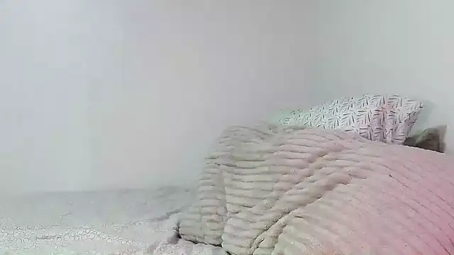 Snapshot of SparklingSoleil chatting on November 16, 2025, 10:59 pm SparklingSoleil online show from November 16, 2025, 10:59 pm