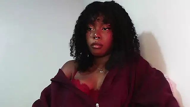 Snapshot of SparklingSoleil chatting on November 21, 2025, 5:44 pm SparklingSoleil online show from November 21, 2025, 5:44 pm