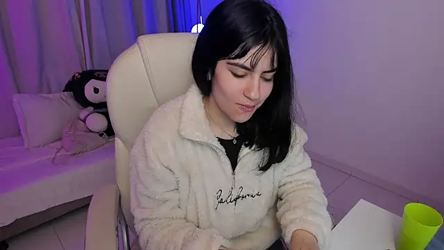 kurito  online show from November 16, 2025, 3:23 am