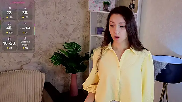 Snapshot of GiseleLamos chatting on November 2, 2025, 3:20 am GiseleLamos online show from November 2, 2025, 3:20 am