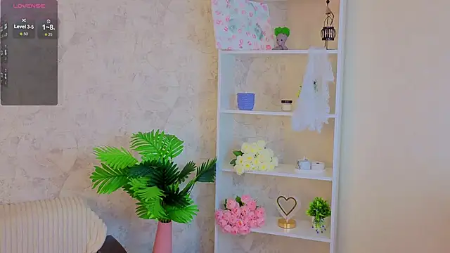 Snapshot of GiseleLamos chatting on November 16, 2025, 3:34 am GiseleLamos online show from November 16, 2025, 3:34 am