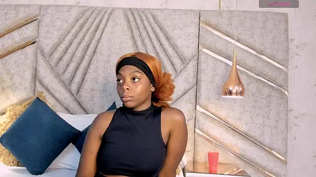 Snapshot of OliviaGarciaa chatting on September 28, 2025, 3:23 am OliviaGarciaa online show from September 28, 2025, 3:23 am