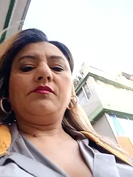 Snapshot of Nataly_Foley chatting on October 30, 2025, 11:44 am Nataly Foley online show from October 30, 2025, 11:44 am