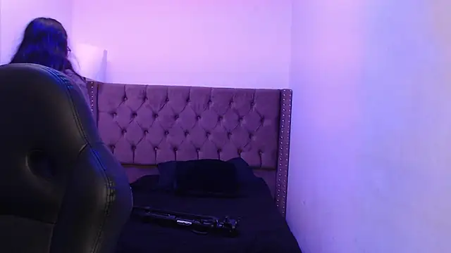 Snapshot of SashaGrey__ chatting on September 12, 2025, 12:27 pm SashaGrey online show from September 12, 2025, 12:27 pm