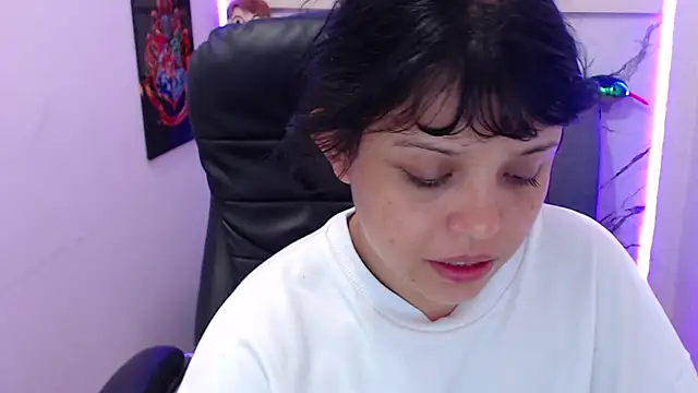 minnie cake online show from November 26, 2025, 9:49 pm