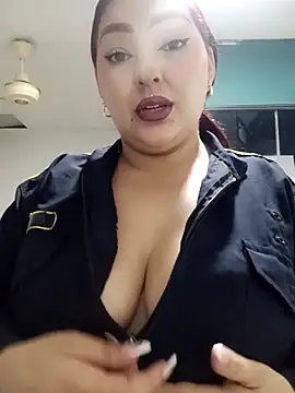 Snapshot of Victoriia-69 chatting on September 11, 2025, 1:28 am Victoriia-69 online show from September 11, 2025, 1:28 am