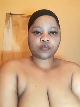 Snapshot of PRINCESSEMELXX93 chatting on September 27, 2025, 3:22 am PRINCESSEMELXX93 online show from September 27, 2025, 3:22 am