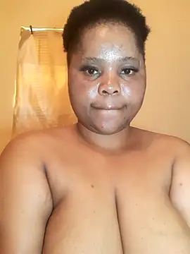 Snapshot of PRINCESSEMELXX93 chatting on October 6, 2025, 3:20 pm PRINCESSEMELXX93 online show from October 6, 2025, 3:20 pm