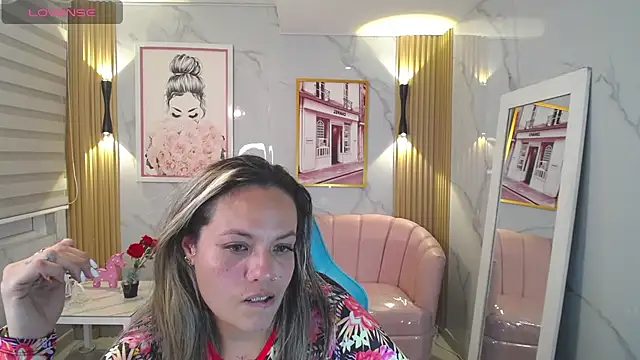 Snapshot of Jade_Jones_a chatting on November 2, 2025, 3:42 am Jade Jones a online show from November 2, 2025, 3:42 am