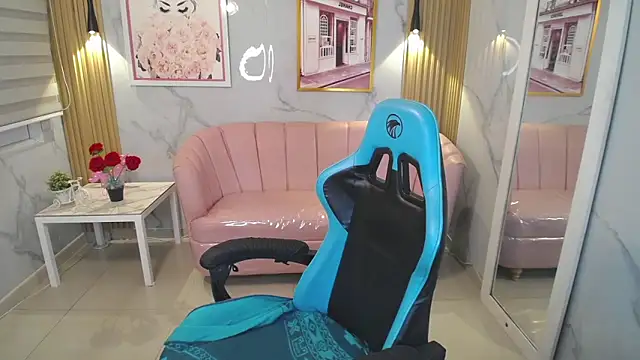 Snapshot of Jade_Jones_a chatting on November 15, 2025, 4:32 am Jade Jones a online show from November 15, 2025, 4:32 am