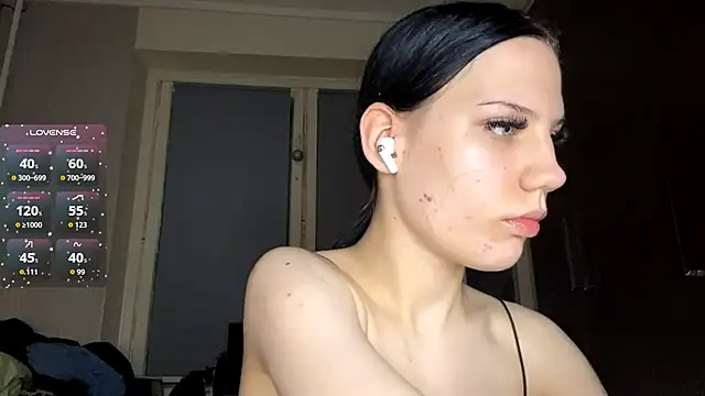 Snapshot of AlfredaBillegas chatting on September 20, 2025, 8:10 pm AlfredaBillegas online show from September 20, 2025, 8:10 pm