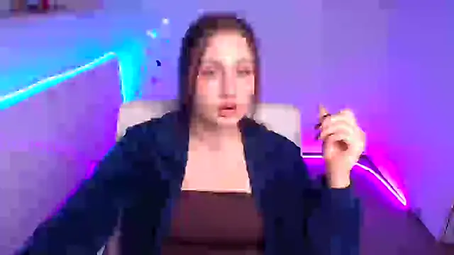 Stefanie Sweet online show from October 17, 2025, 11:35 am