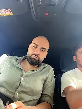 omihaze94 online show from September 17, 2025, 9:33 am