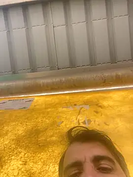 Snapshot of Desiandaz chatting on November 19, 2025, 9:42 am Desiandaz online show from November 19, 2025, 9:42 am