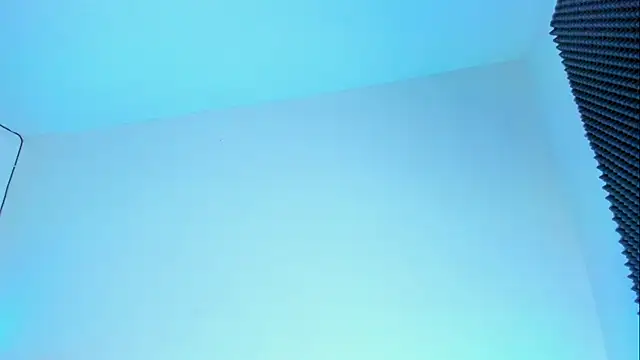 Ellope  online show from October 15, 2025, 3:06 am