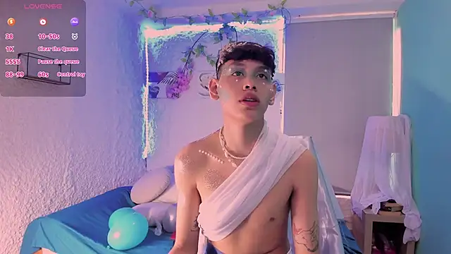 zeus blaze online show from October 31, 2025, 9:27 pm