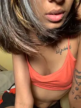 Serah201 online show from November 17, 2025, 8:03 pm