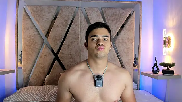 jayd muscle online show from October 21, 2025, 5:41 am