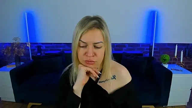 Snapshot of Anna_Snows chatting on October 26, 2025, 6:58 pm Anna Snows online show from October 26, 2025, 6:58 pm