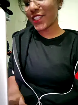 Telugu   Sexygirl   Naidu online show from November 20, 2025, 5:29 am