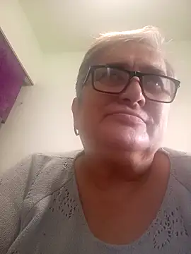 Snapshot of Sonya51561 chatting on December 4, 2025, 1:20 pm Sonya51561 online show from December 4, 2025, 1:20 pm