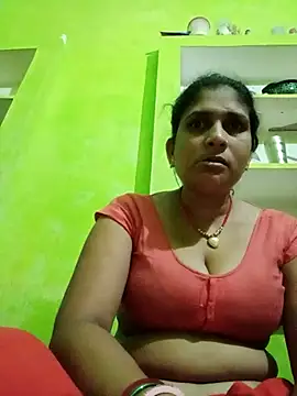 Snapshot of Hot-piuy chatting on September 20, 2025, 10:22 pm Hot-piuy online show from September 20, 2025, 10:22 pm