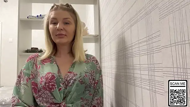 Snapshot of Blondie_xoxoxo chatting on November 23, 2025, 6:41 pm Blondie xoxoxo online show from November 23, 2025, 6:41 pm