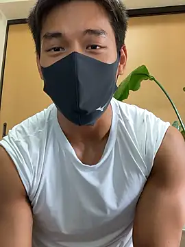 masucle216 online show from September 18, 2025, 4:47 am