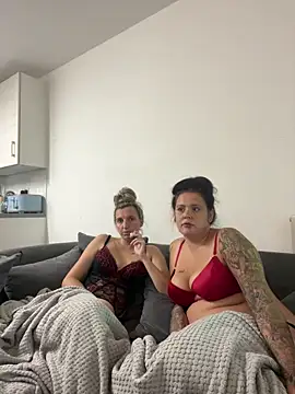 Charsworld online show from October 17, 2025, 9:01 am