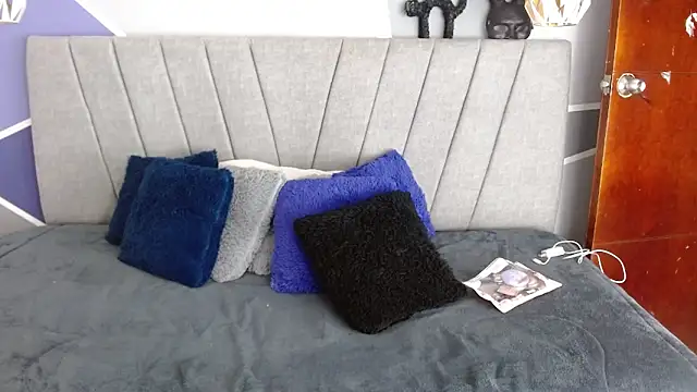 NatiHoran online show from November 28, 2025, 11:51 pm