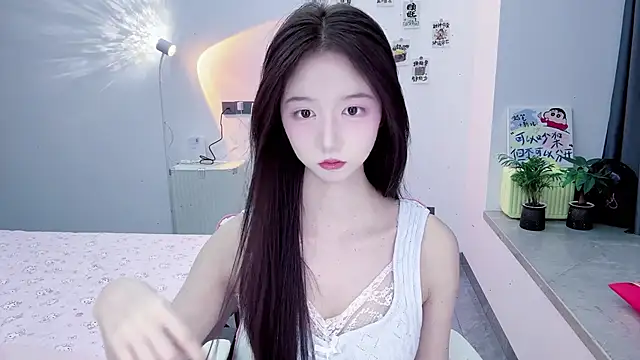 Snapshot of suger-TT chatting on October 8, 2025, 12:14 pm suger-TT online show from October 8, 2025, 12:14 pm