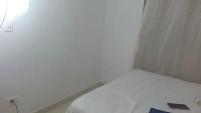 lolascarlett online show from December 2, 2025, 12:49 am