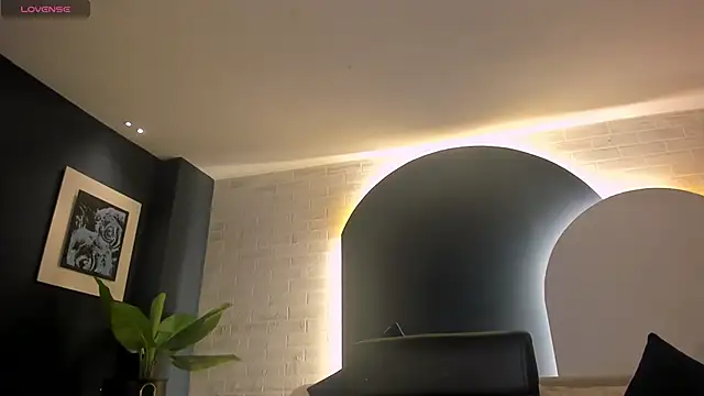 Snapshot of LizzCooper chatting on October 30, 2025, 4:14 am LizzCooper online show from October 30, 2025, 4:14 am