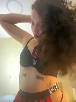 AriaHeavenss online show from September 27, 2025, 12:04 am