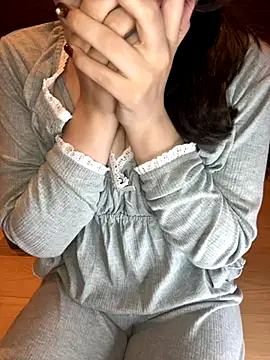 natsumi NTR TV online show from November 5, 2025, 12:27 pm