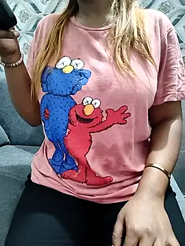 Snapshot of siya00 chatting on October 7, 2025, 11:13 pm siya00 online show from October 7, 2025, 11:13 pm