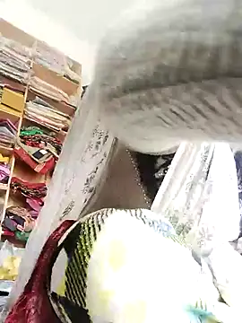 Bhavna hot online show from December 1, 2025, 10:20 am